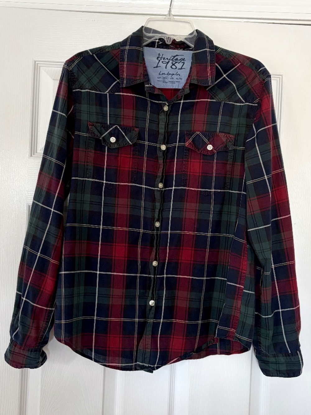 Heritage 1981 Men's Plaid Button Up Navy Red Green Size Medium Lightweight